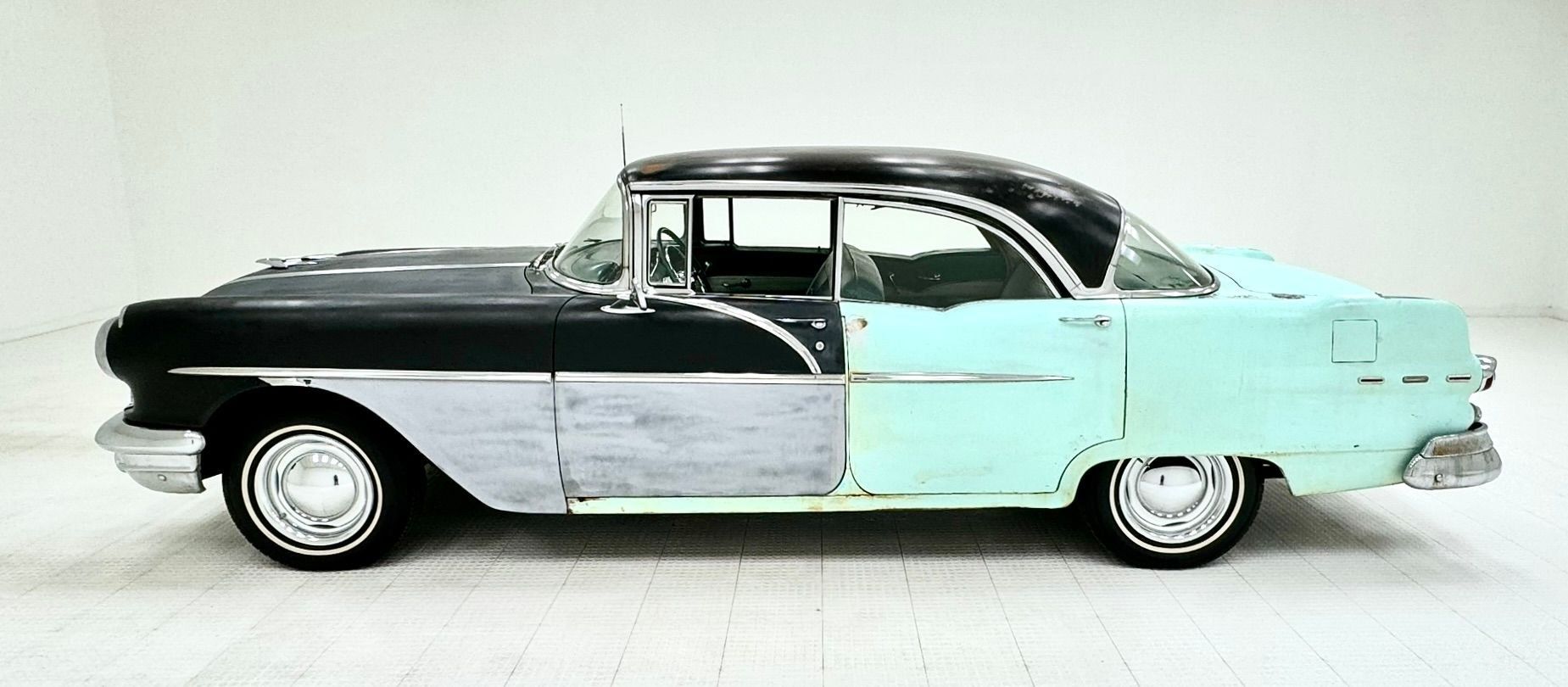 1956 Pontiac Chieftain Catalina, foto 2