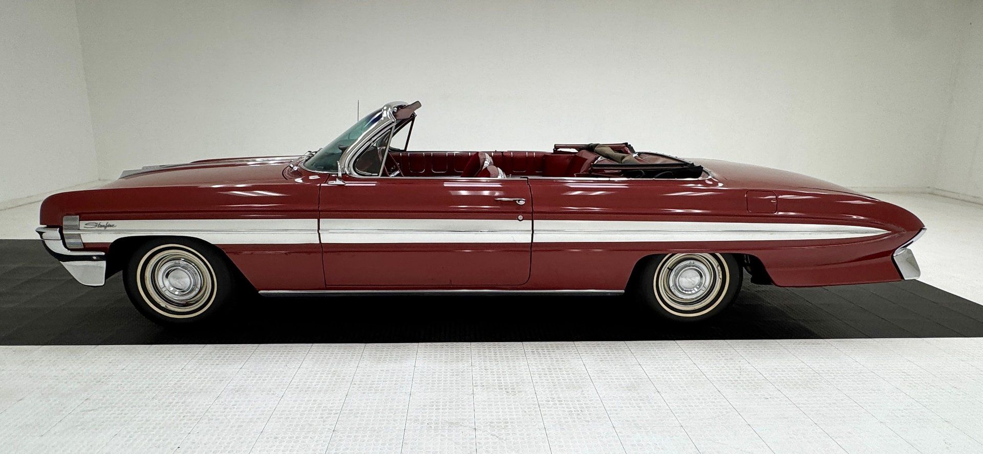 1961 Oldsmobile Starfire Convertible, foto 4