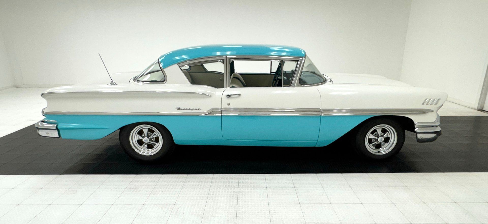 1958 Chevrolet Biscayne 2 Door Sedan, foto 6