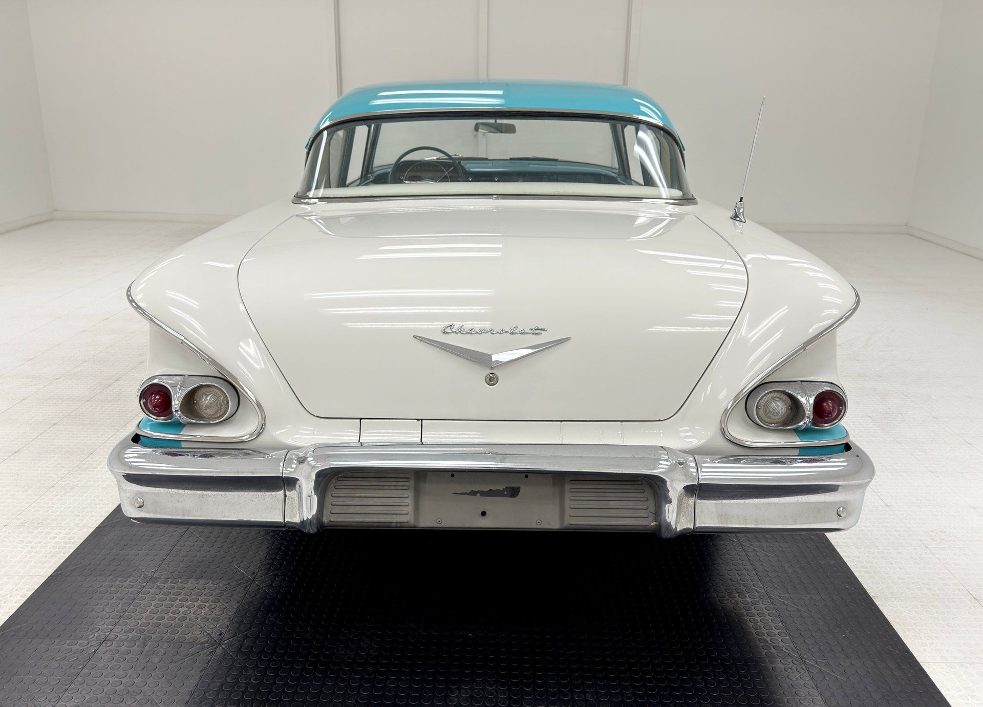 1958 Chevrolet Biscayne 2 Door Sedan, foto 4