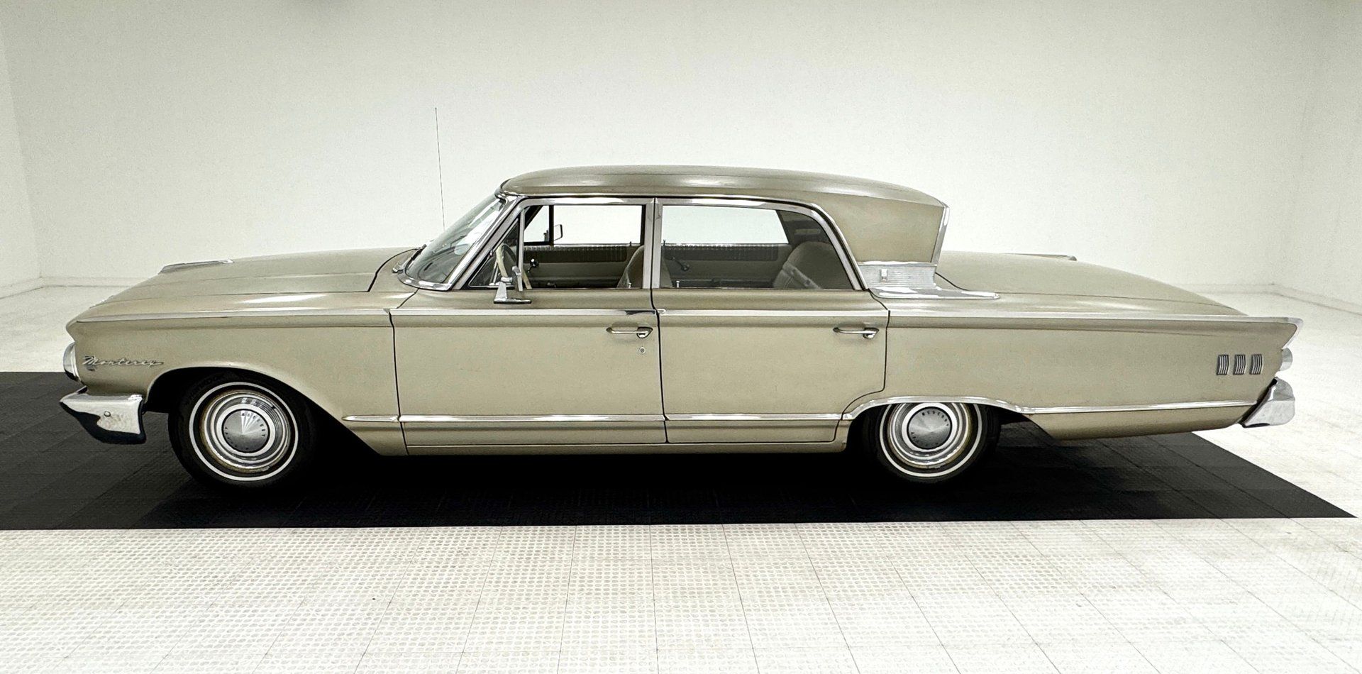 1963 Mercury Monterey Custom Sedan, foto 2