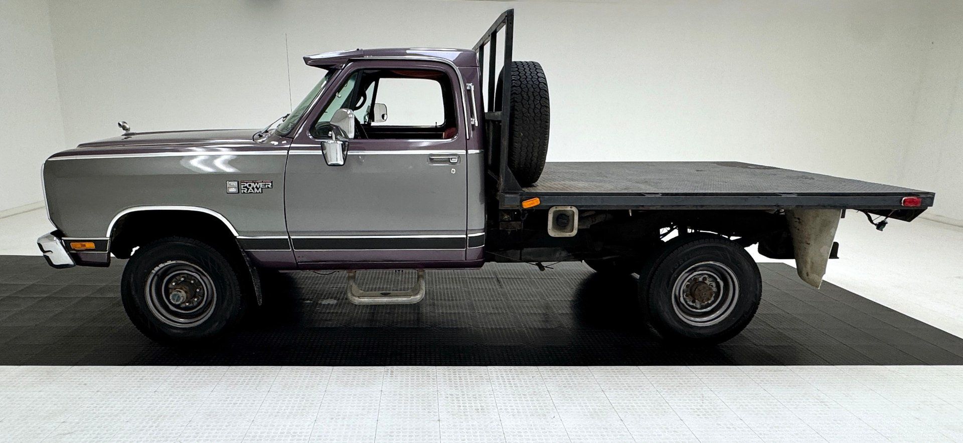 1989 Dodge W250 LE, foto 2