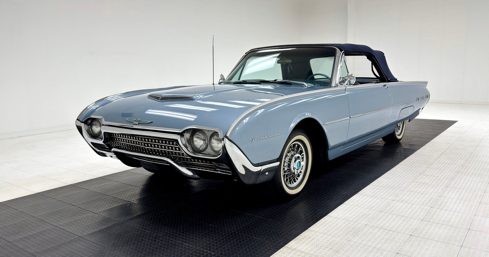 1962 Ford Thunderbird Convertible, foto 1
