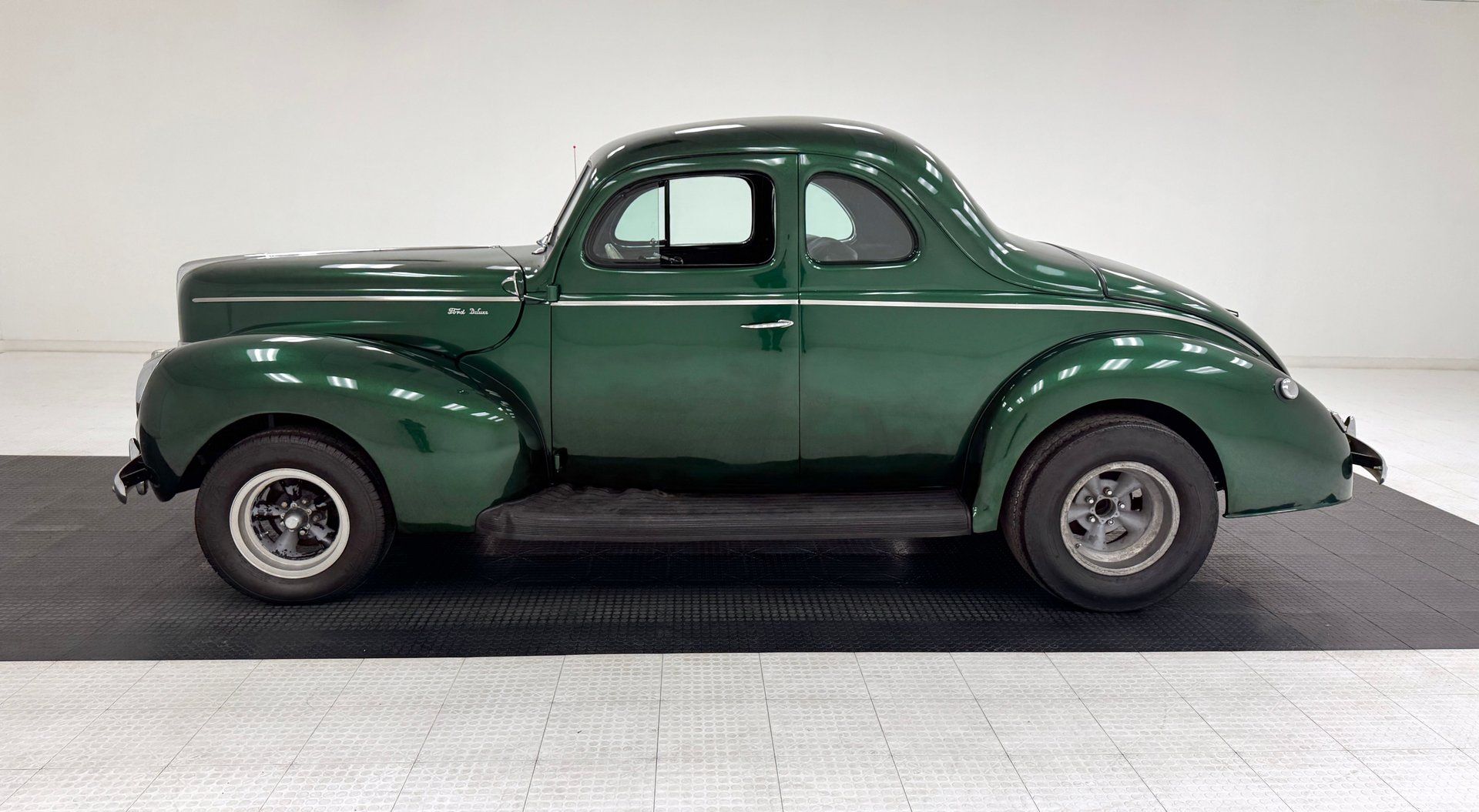 1940 Ford Deluxe Coupe, foto 2