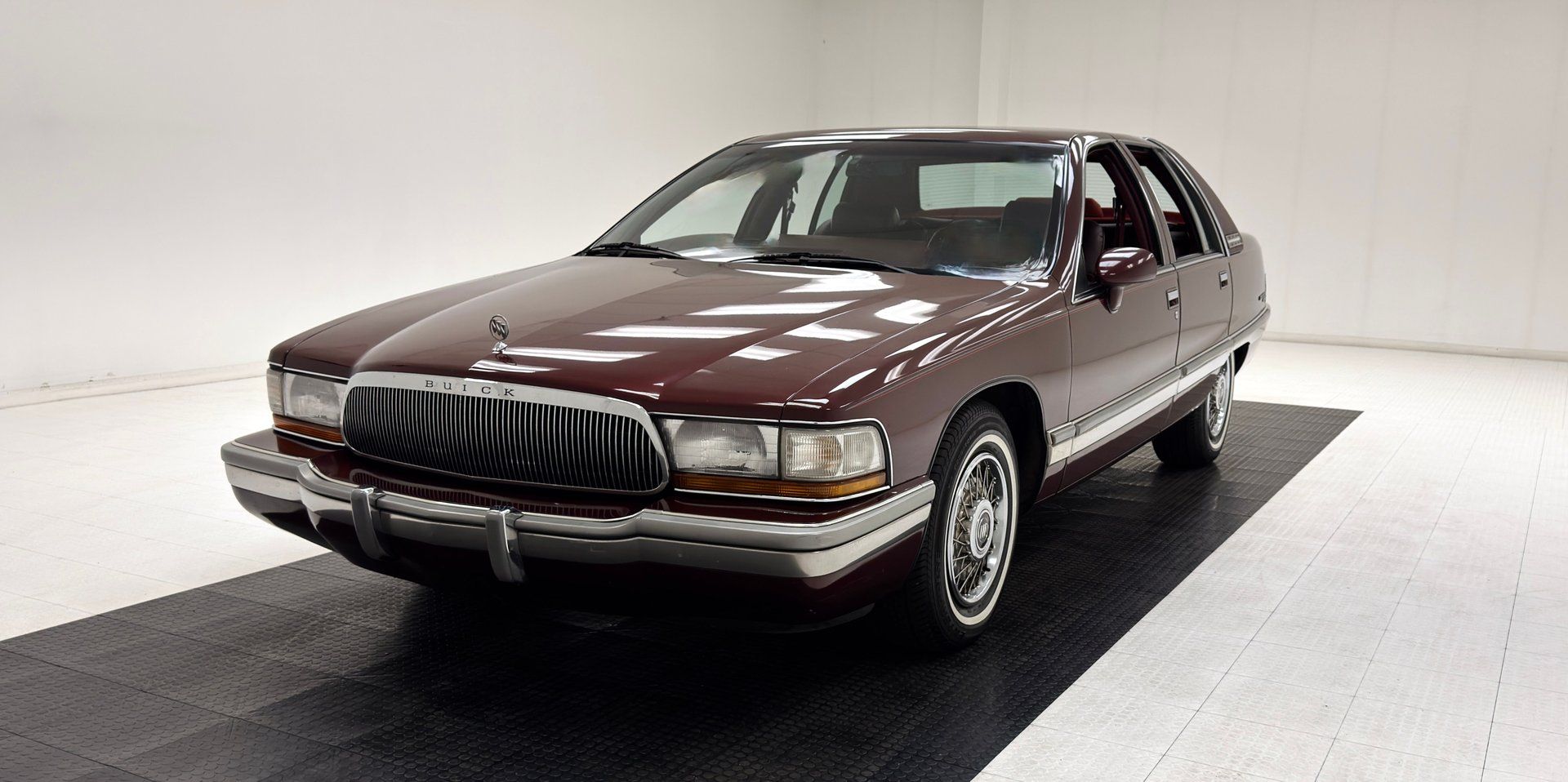 1992 Buick Roadmaster Limited 4 Door Sedan, foto 1