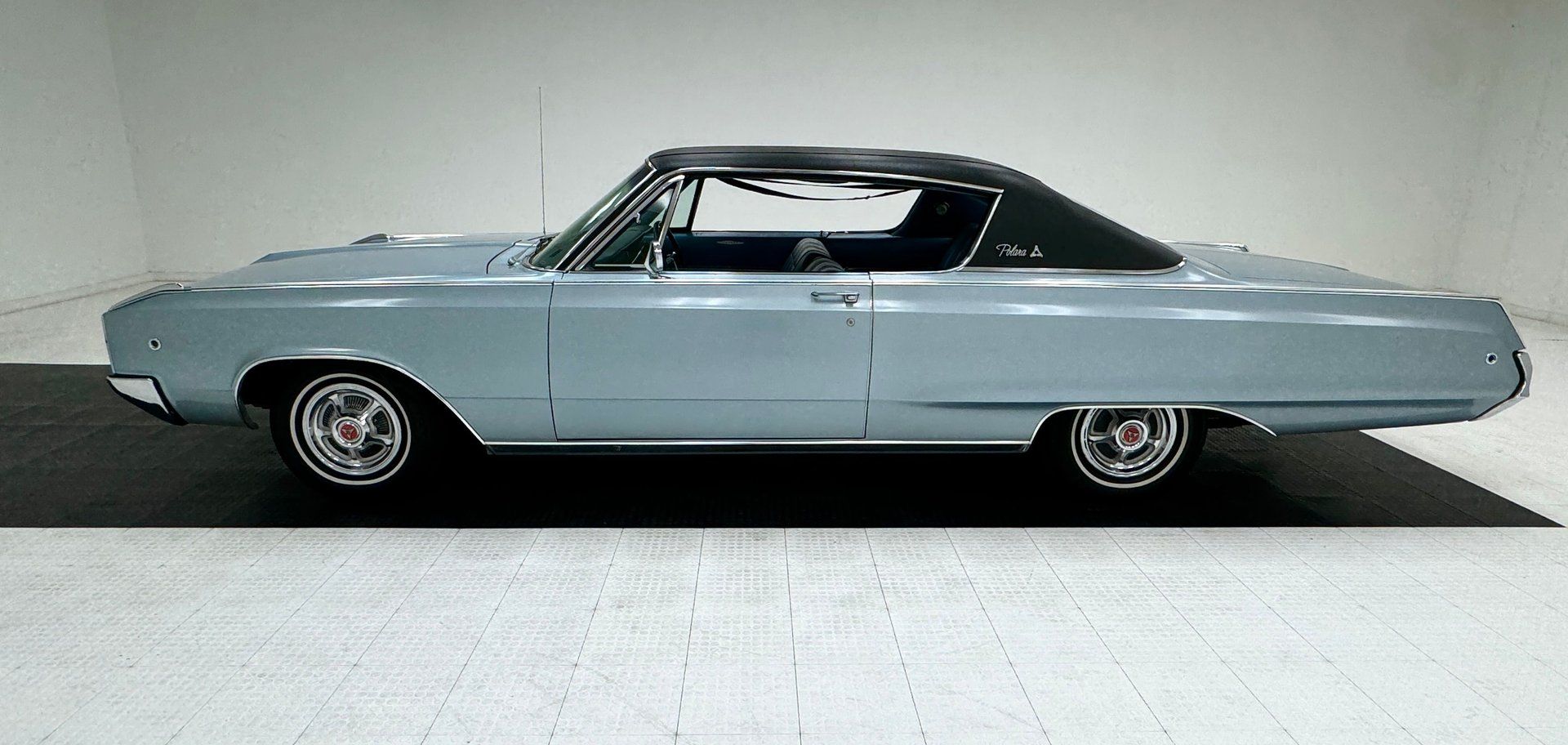 1968 Dodge Polara 2 Door Hardtop, foto 2