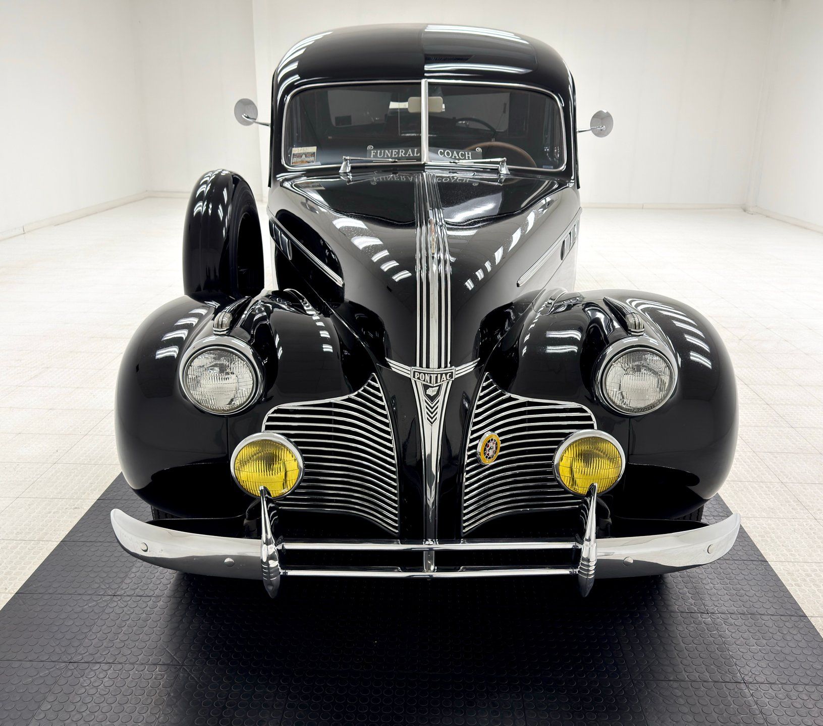 1940 Pontiac Deluxe 8 Silver Streak Superior Hearse, foto 8