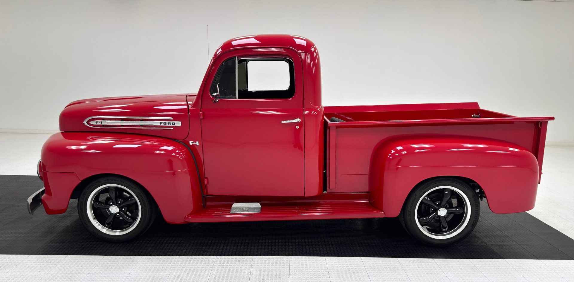 1951 Ford F1 Pickup, foto 2