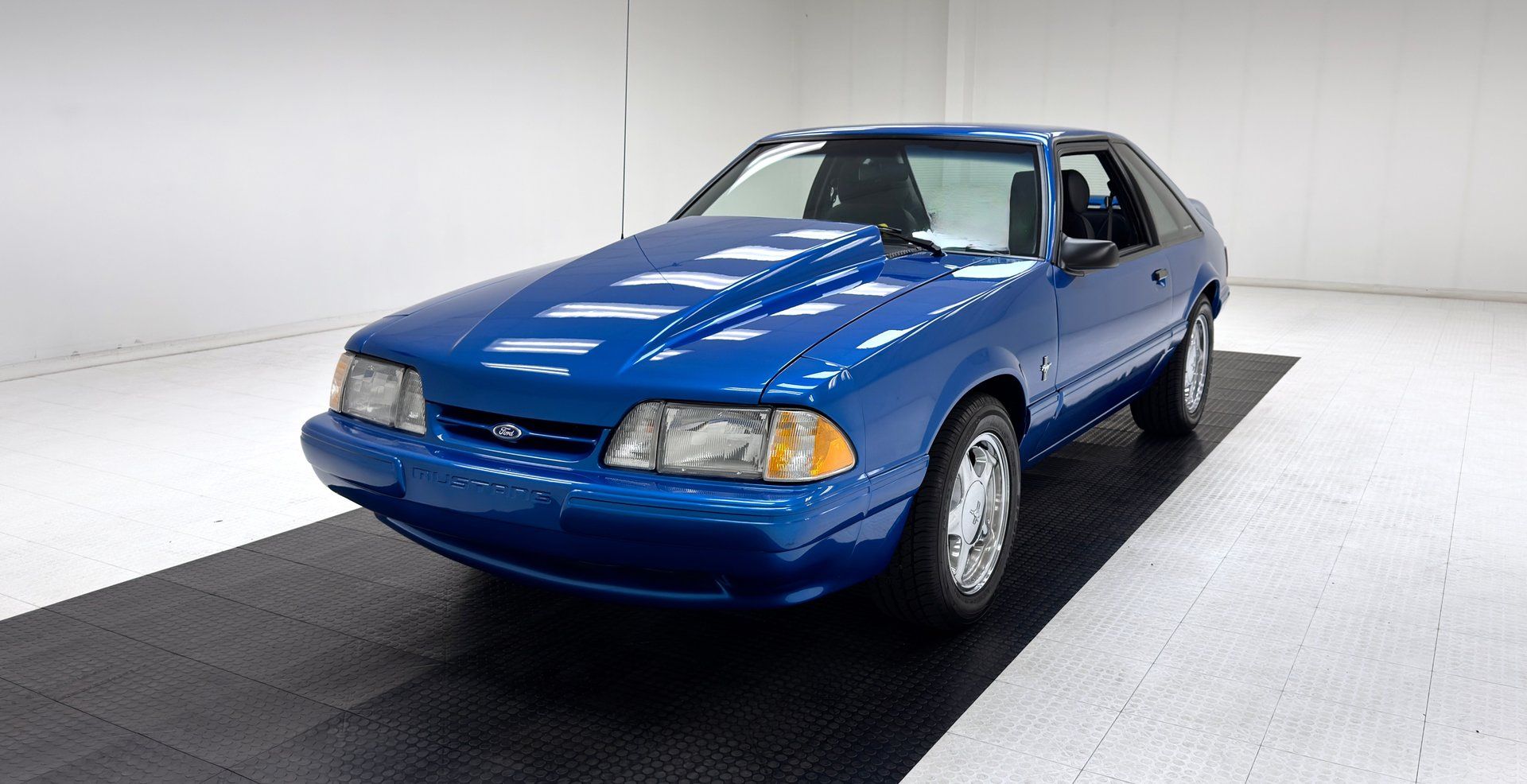 1989 Ford Mustang LX, foto 1