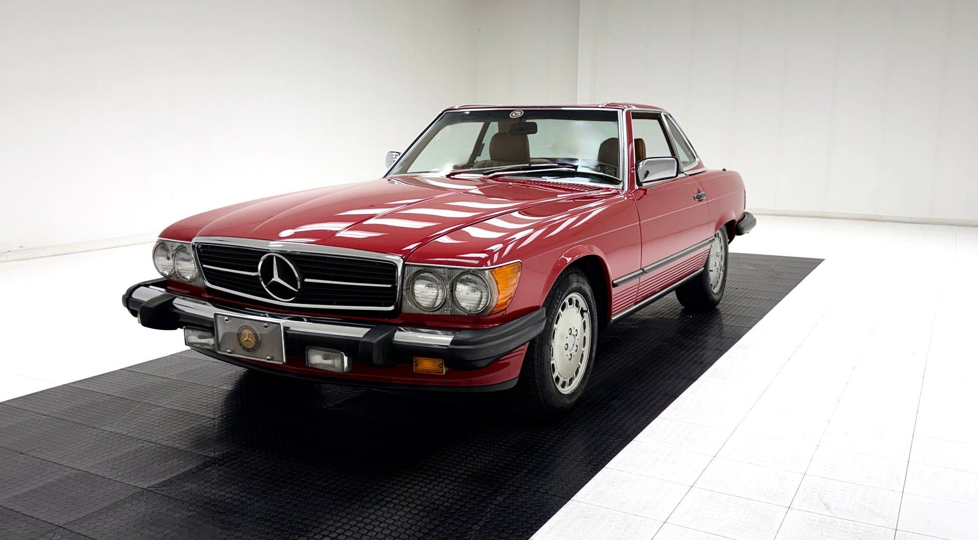 1987 Mercedes-Benz 560SL Roadster, foto 1