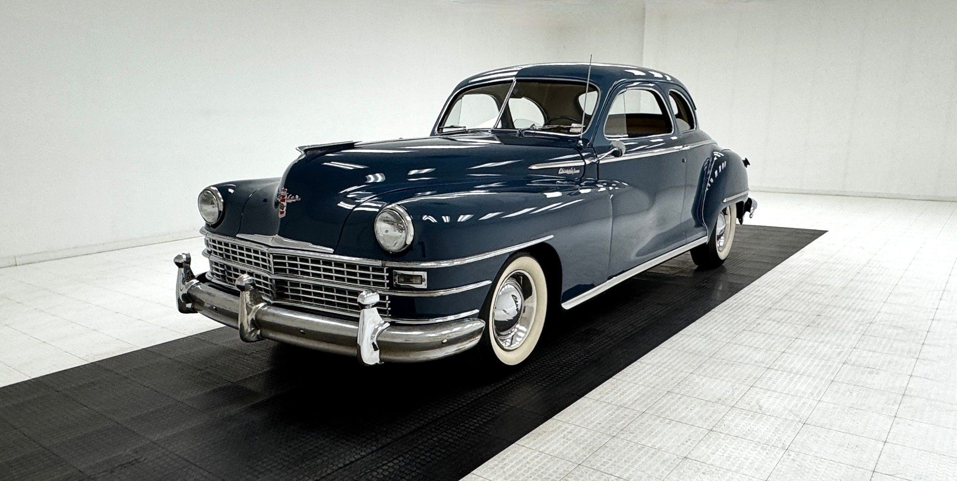 1947 Chrysler New Yorker Club Coupe, foto 1