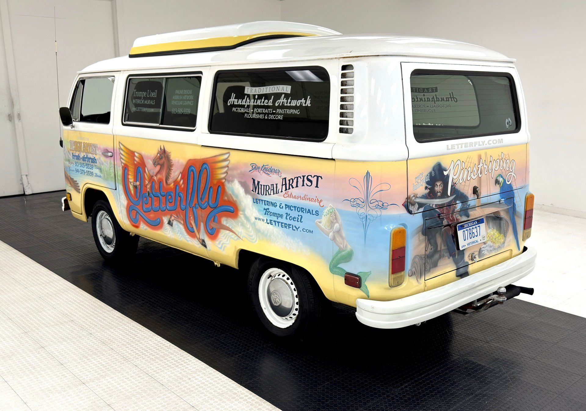 1976 Volkswagen Type 2 Kombi Bus, foto 4