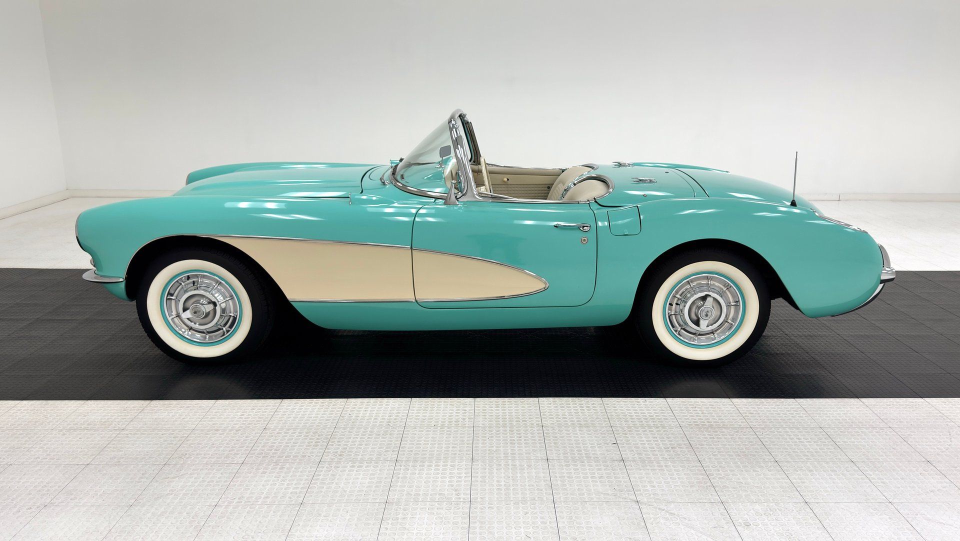 1956 Chevrolet Corvette Convertible, foto 4