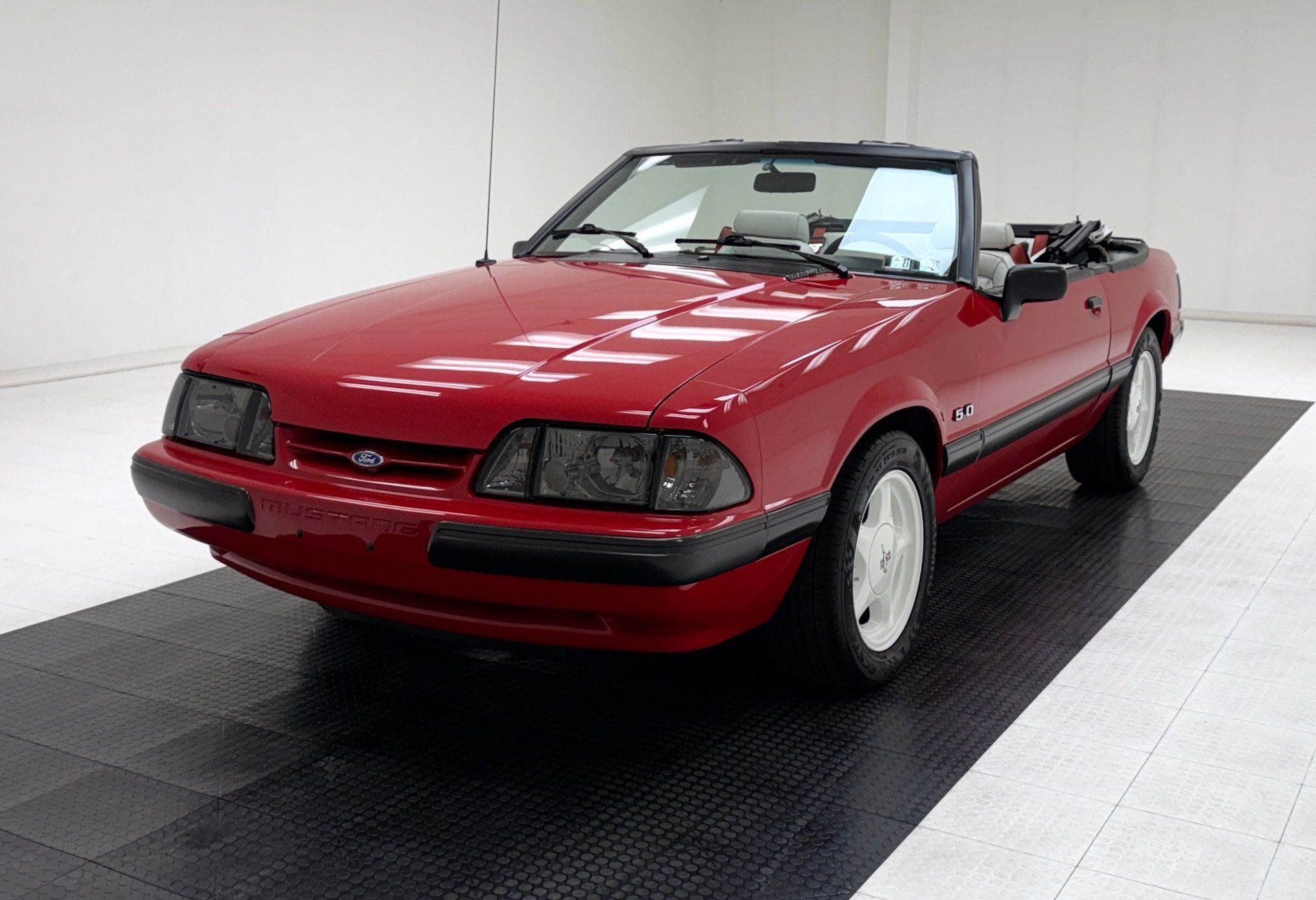 1991 Ford Mustang LX Convertible, foto 2