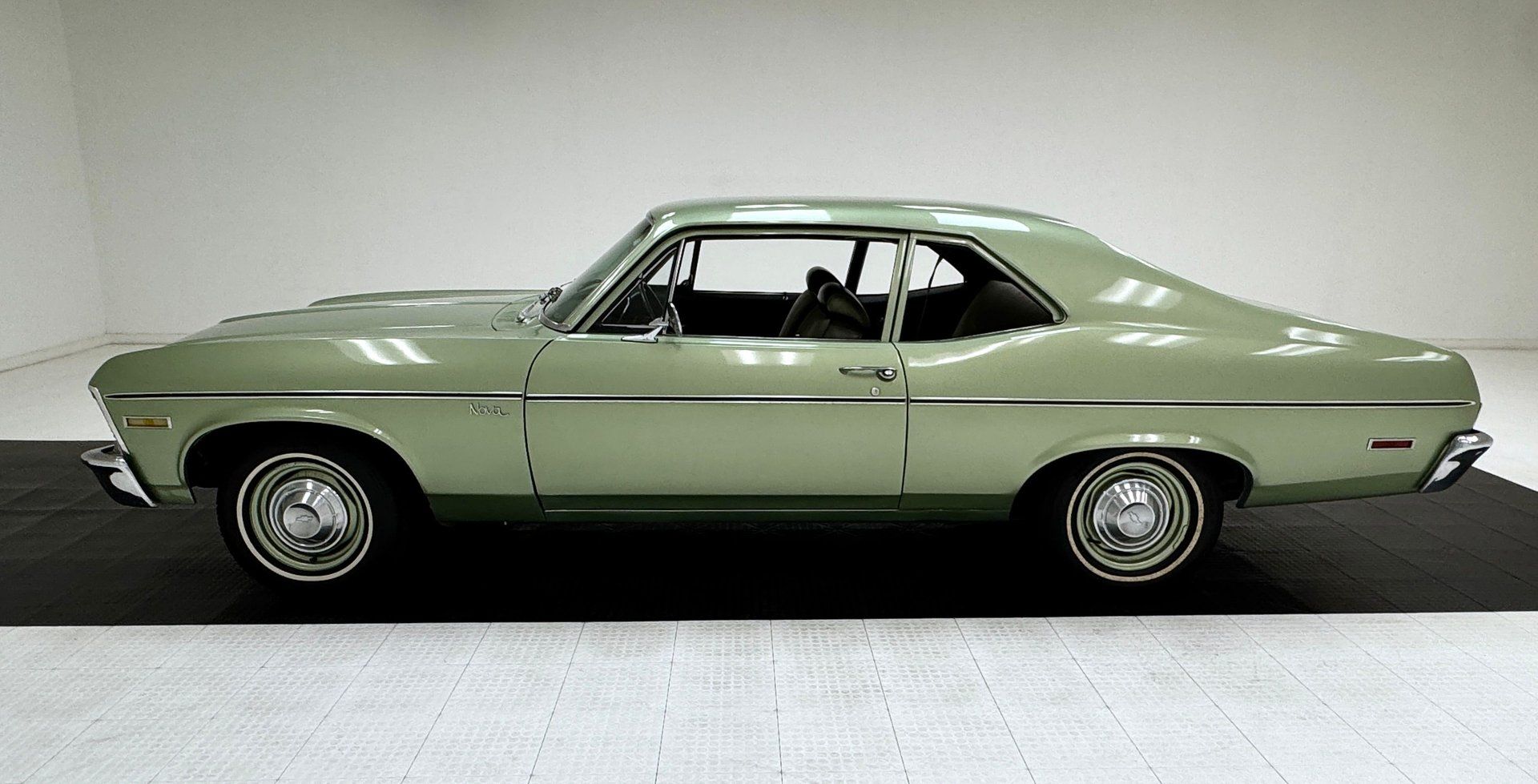 1970 Chevrolet Nova 2 Door Sedan, foto 2
