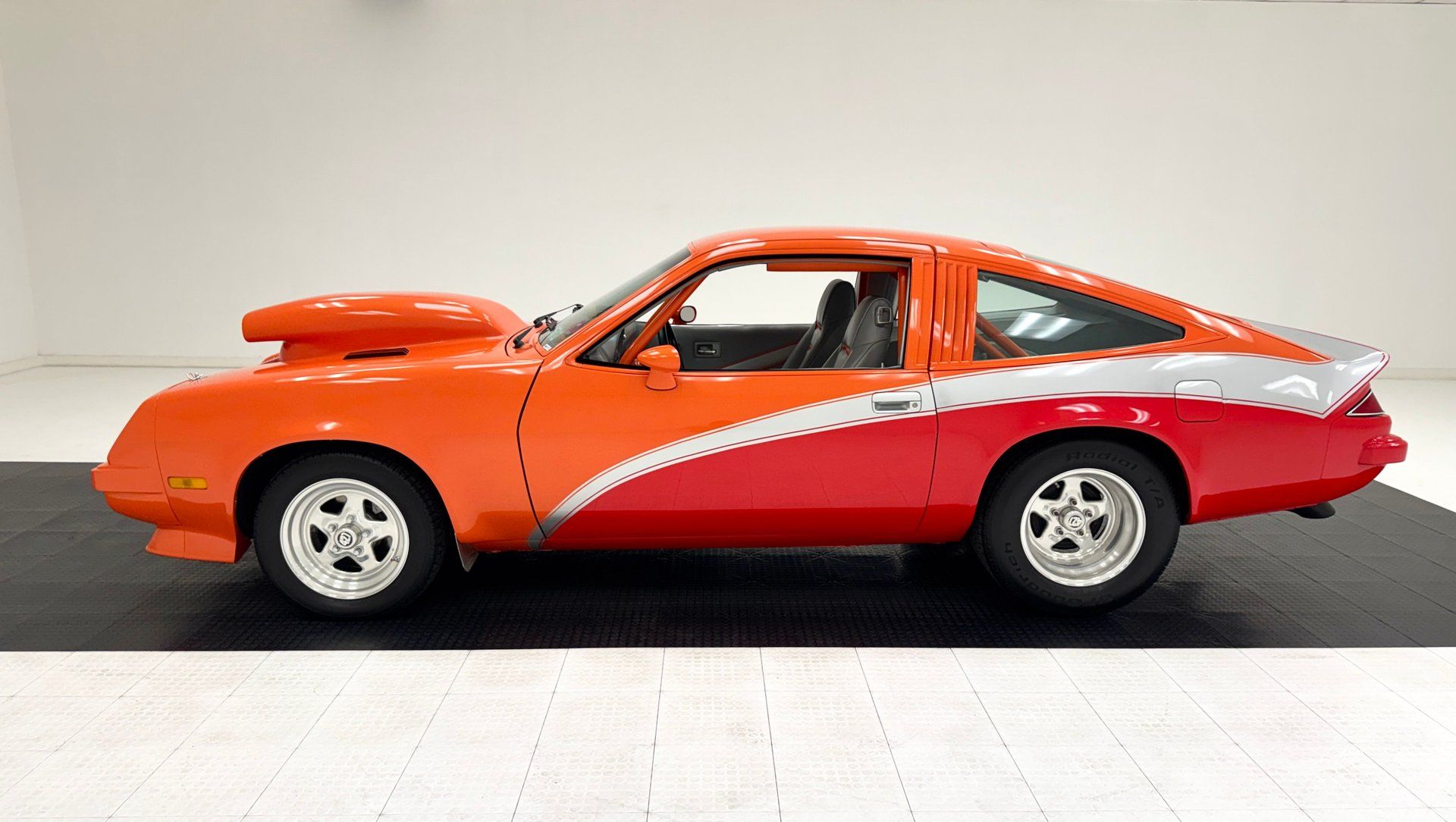 1975 Chevrolet Monza Hatchback, foto 2