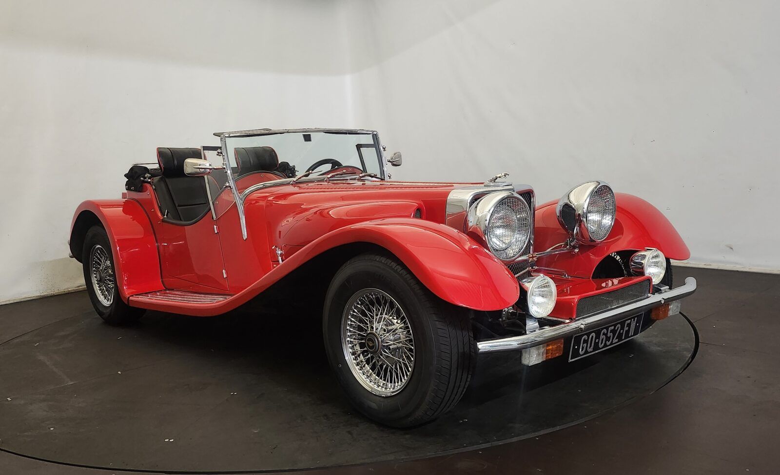 1981 Panther J72, foto 1