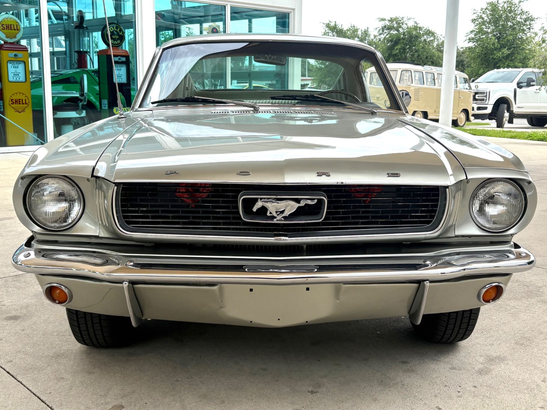1966 Ford Mustang Base, foto 2