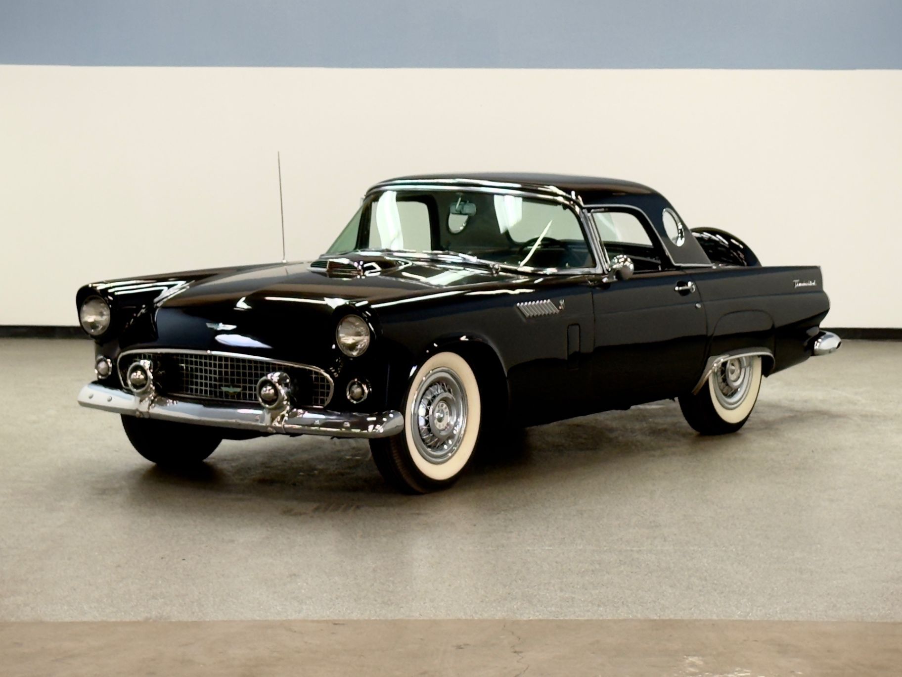 1956 Ford Thunderbird Base, foto 1