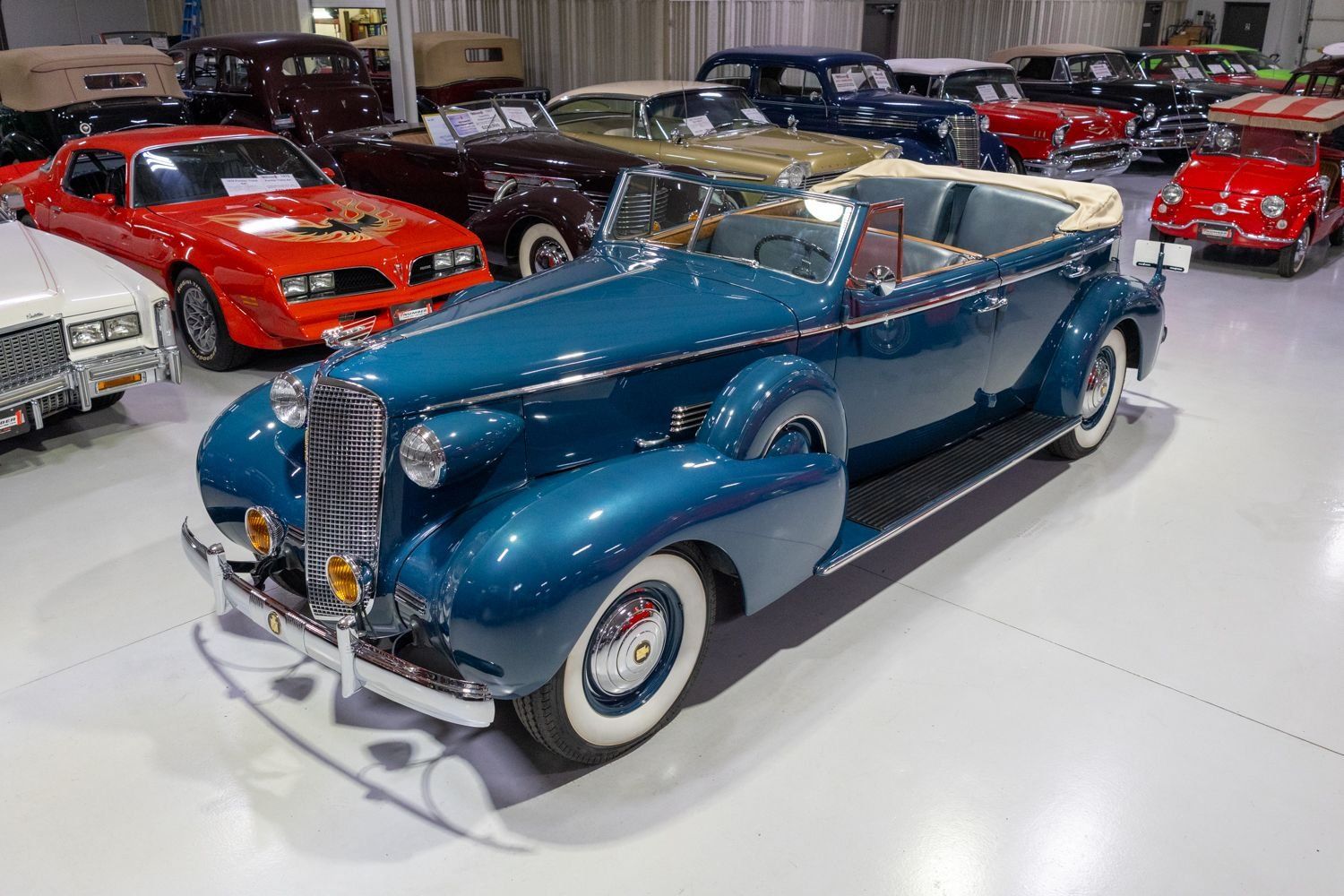 1937 Cadillac Series 75 Convertible Sedan with Imperial Divi, foto 6