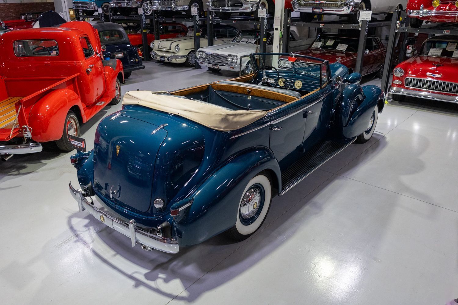 1937 Cadillac Series 75 Convertible Sedan with Imperial Divi, foto 10