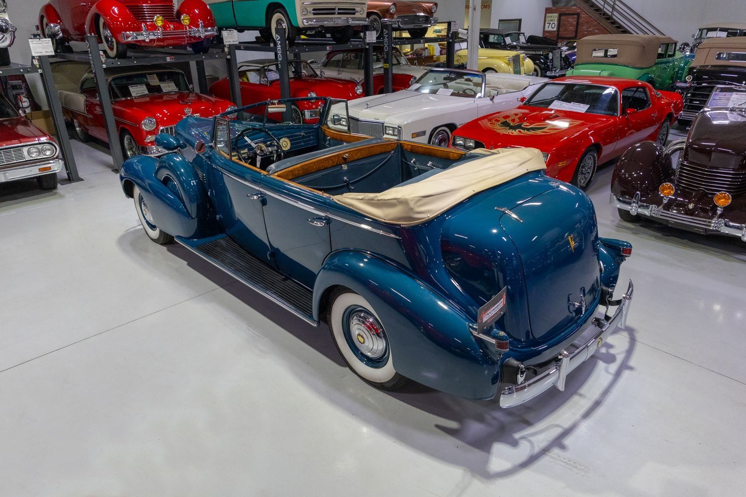 1937 Cadillac Series 75 Convertible Sedan with Imperial Divi, foto 12