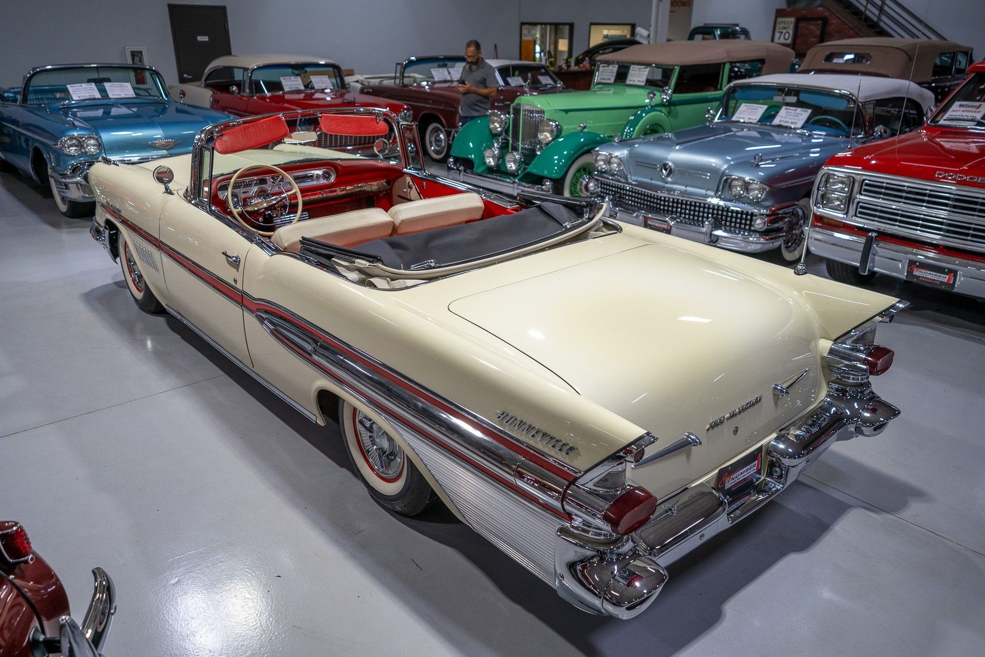 1957 Pontiac Bonneville Convertible, foto 11