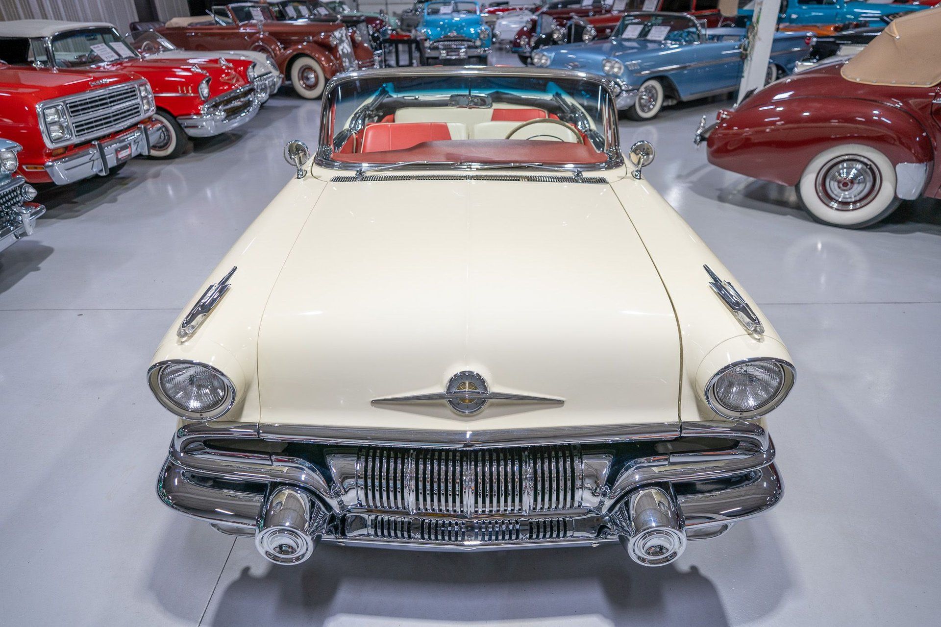 1957 Pontiac Bonneville Convertible, foto 6