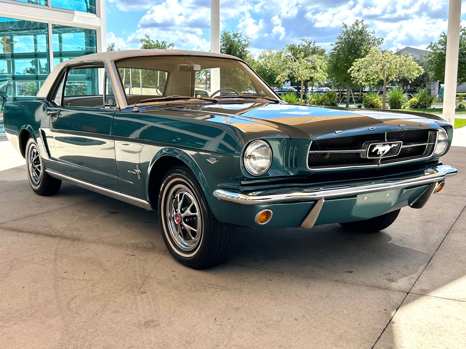 1965 Ford Mustang Base, foto 3