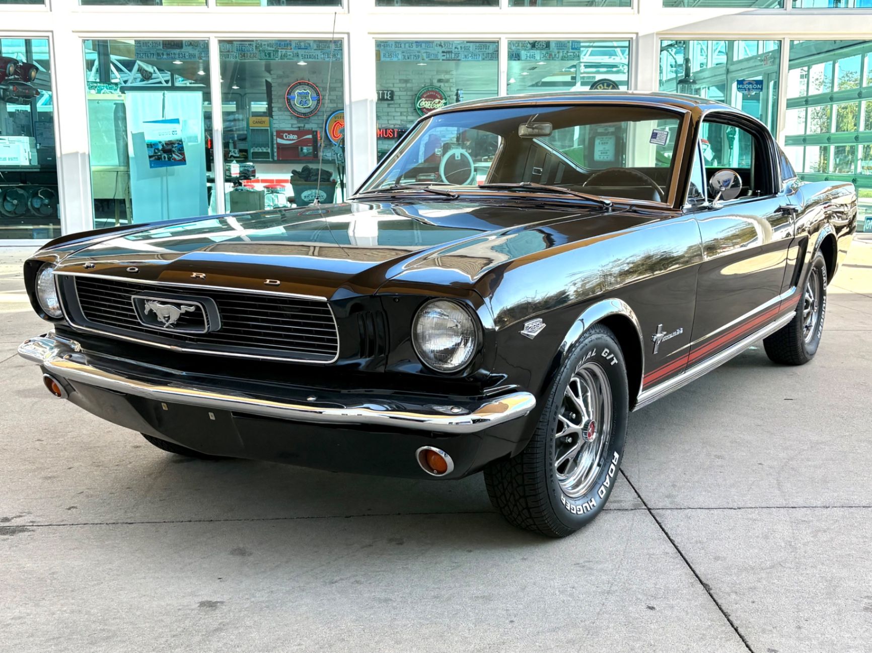 1966 Ford Mustang Base, foto 1