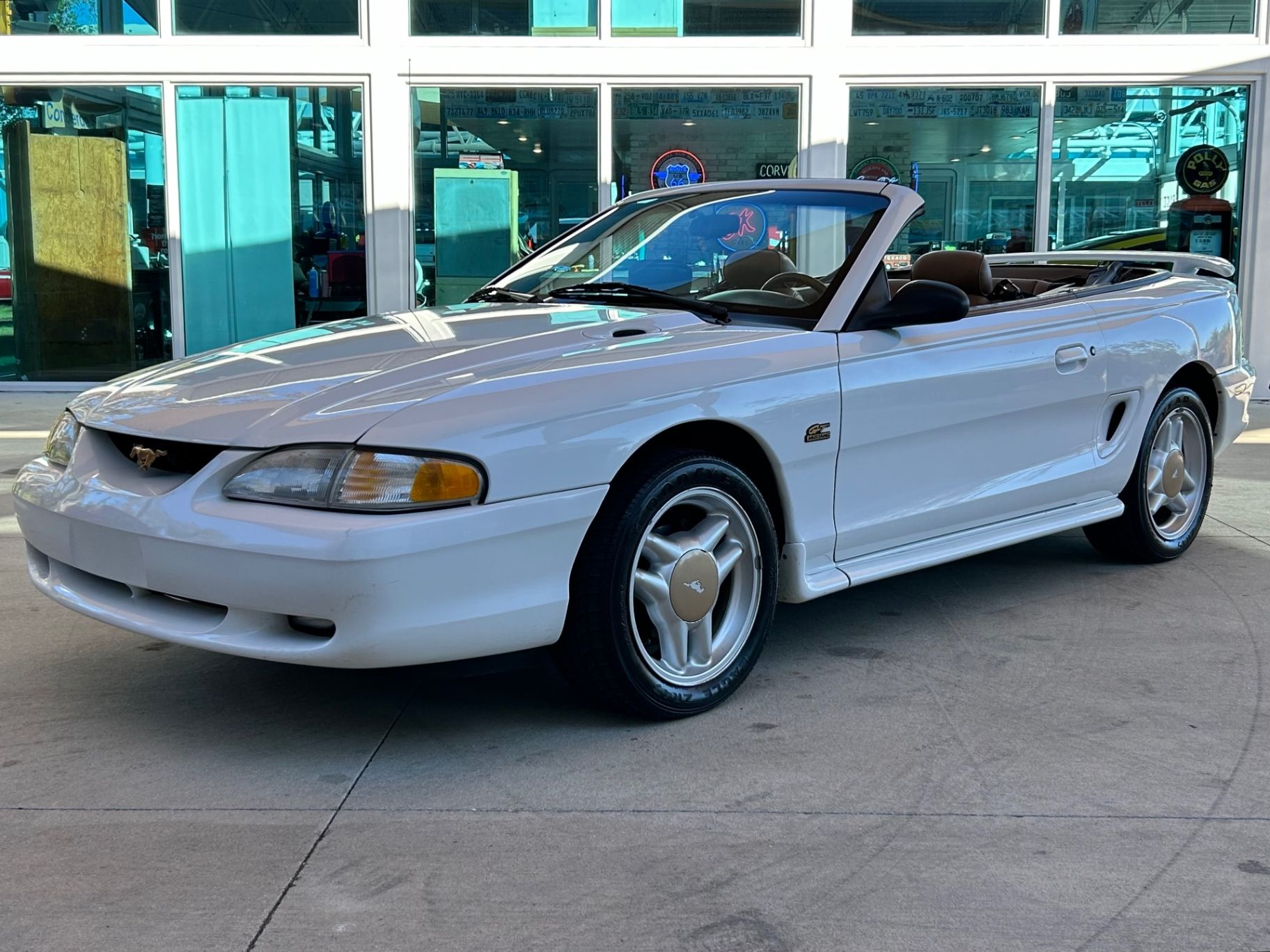 1995 Ford Mustang GT Convertible, foto 1