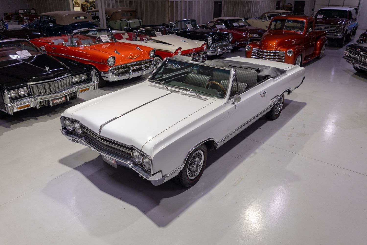1965 Oldsmobile Cutlass 442 Convertible, foto 1