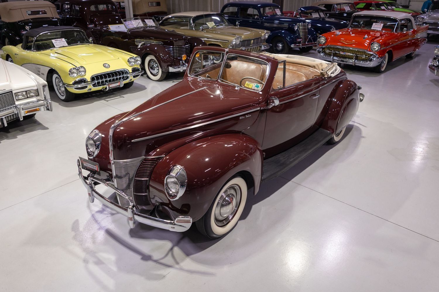 1940 Ford DeLuxe Convertible Coupe, foto 1