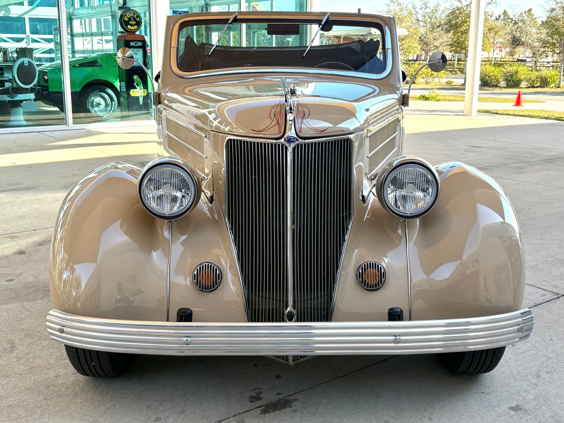 1936 Ford Model 68 Deluxe, foto 2