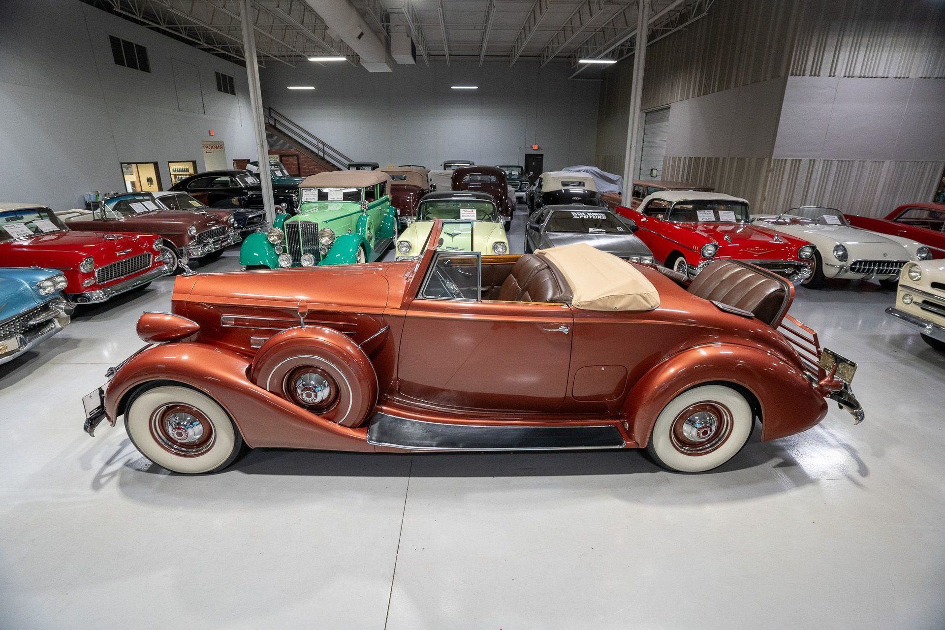 1937 Packard Twelve, foto 12