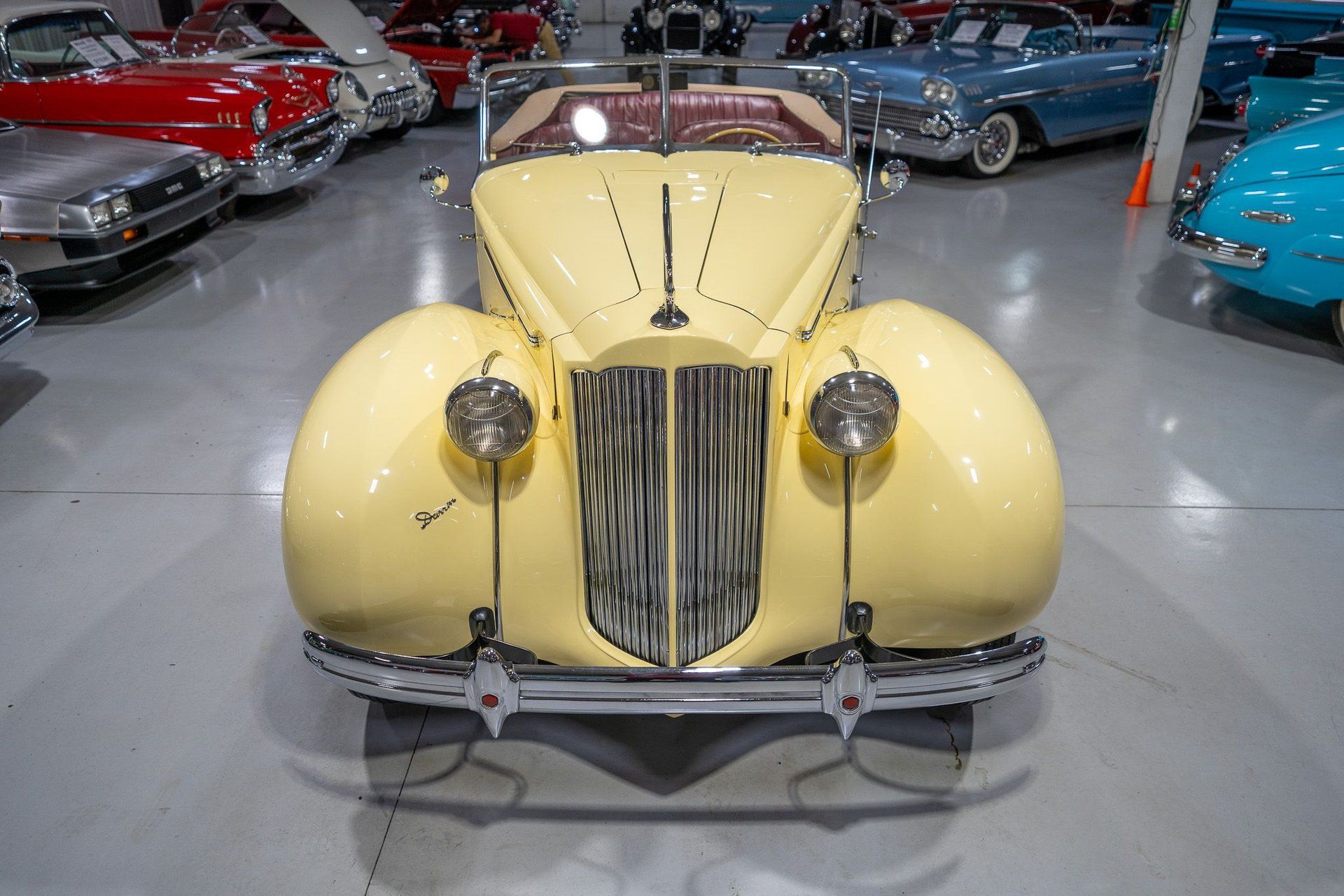 1939 Packard Series 1701 One-Twenty Darrin, foto 6