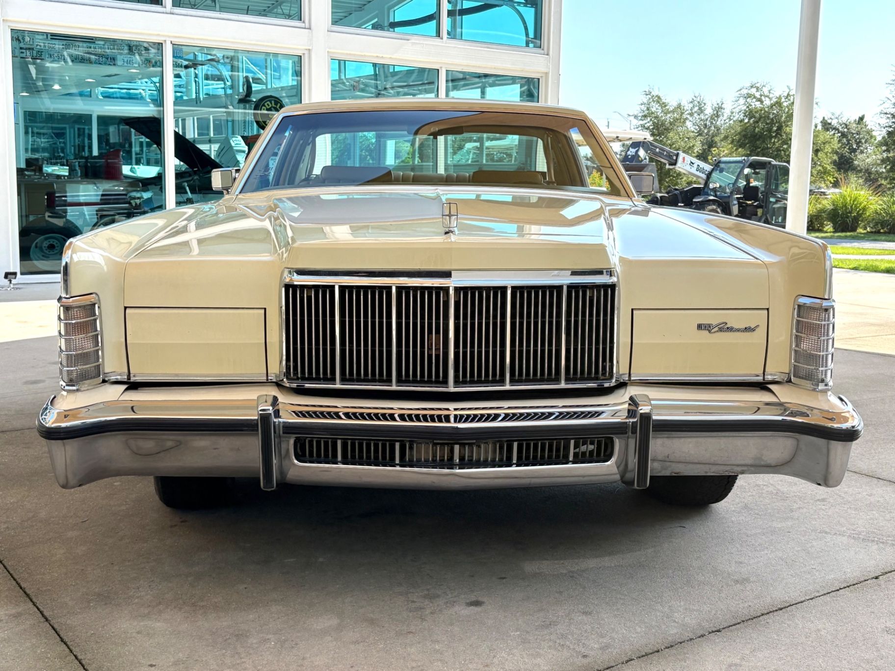 1976 Lincoln Continental Town Coupe, foto 2