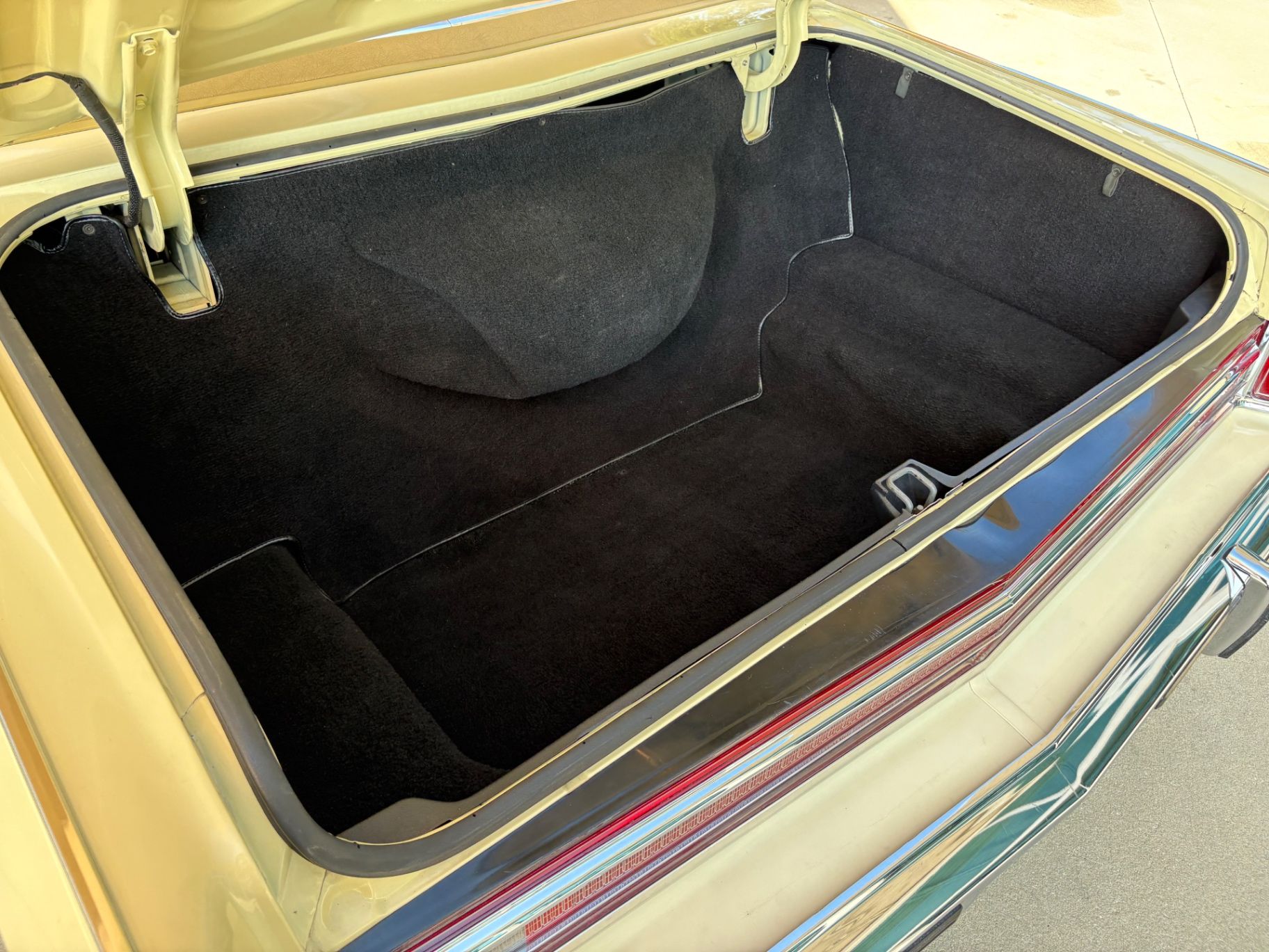 1976 Lincoln Continental Town Coupe, foto 10
