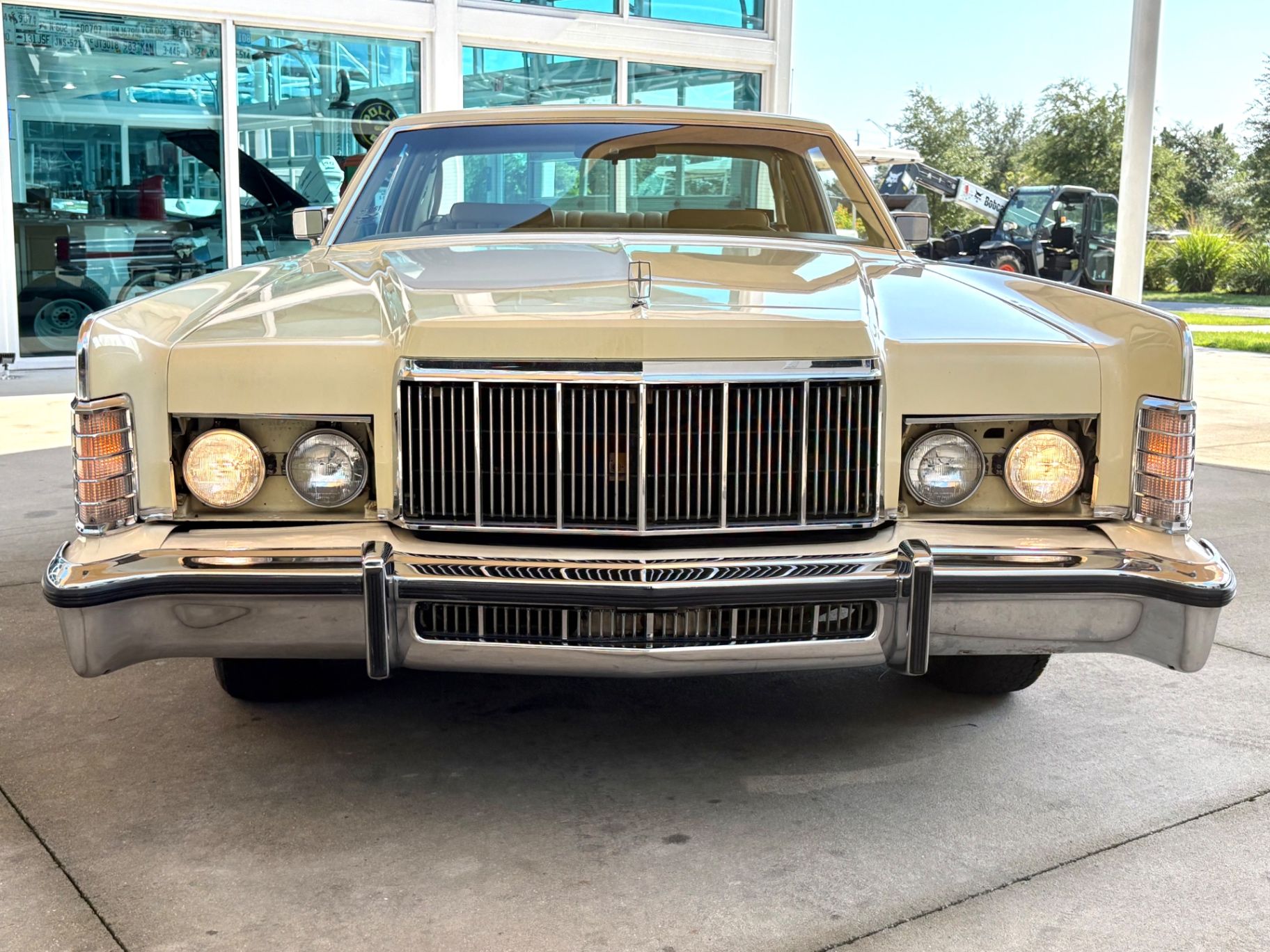 1976 Lincoln Continental Town Coupe, foto 3