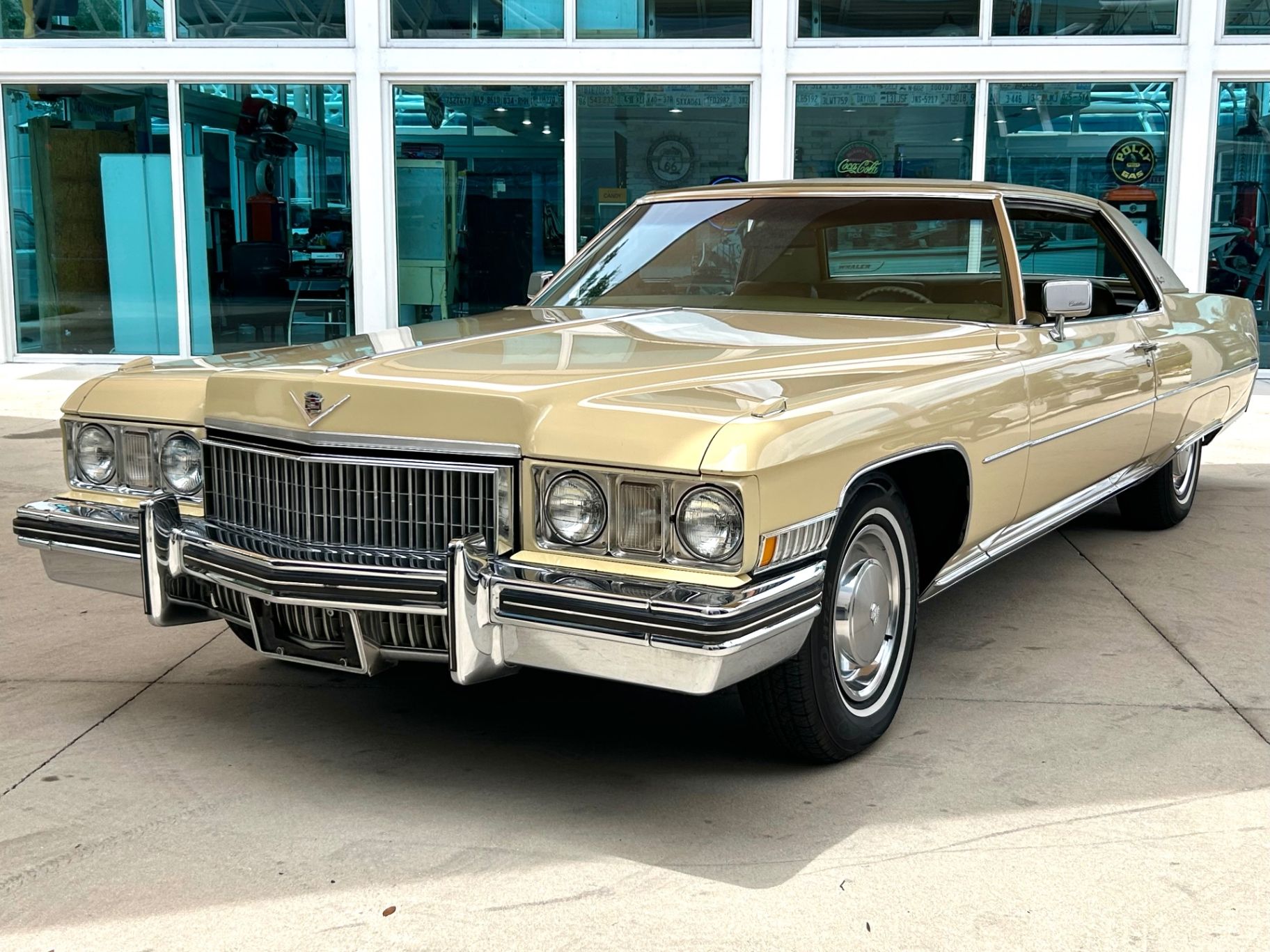 1973 Cadillac DeVille Base Base, foto 1