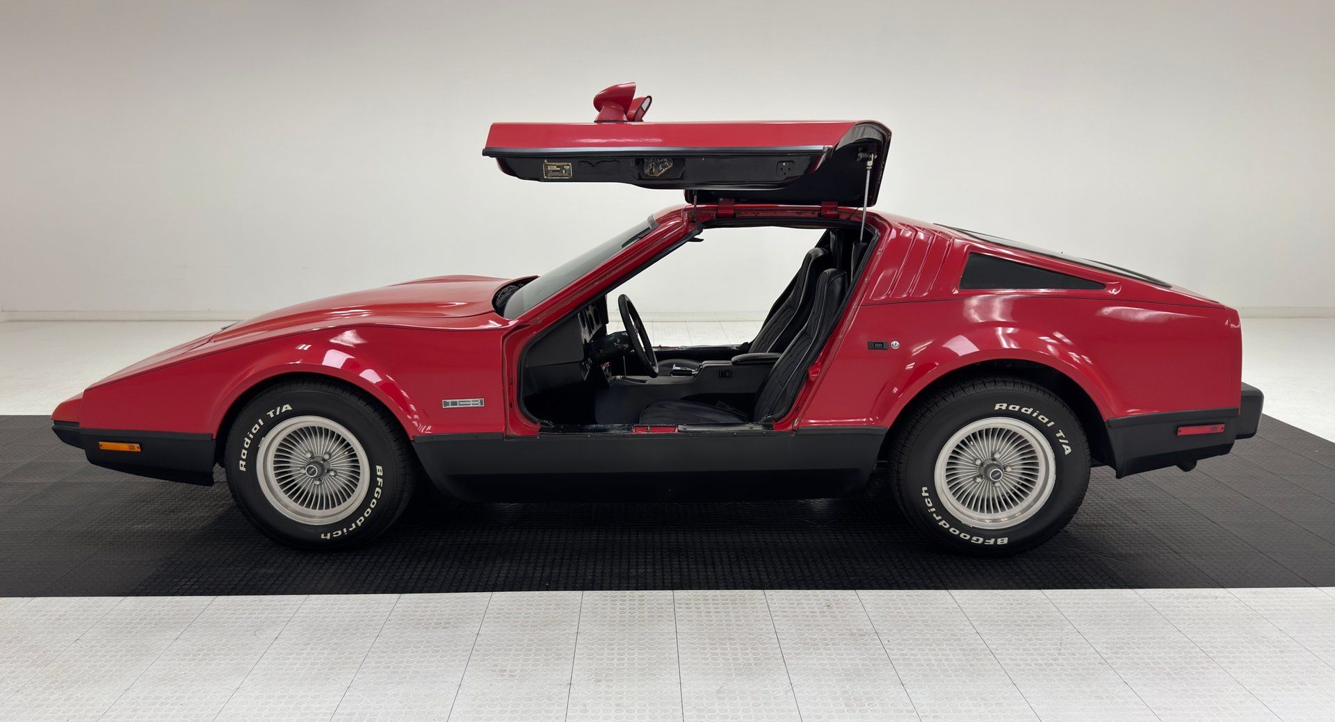 1975 Bricklin SV-1, foto 4