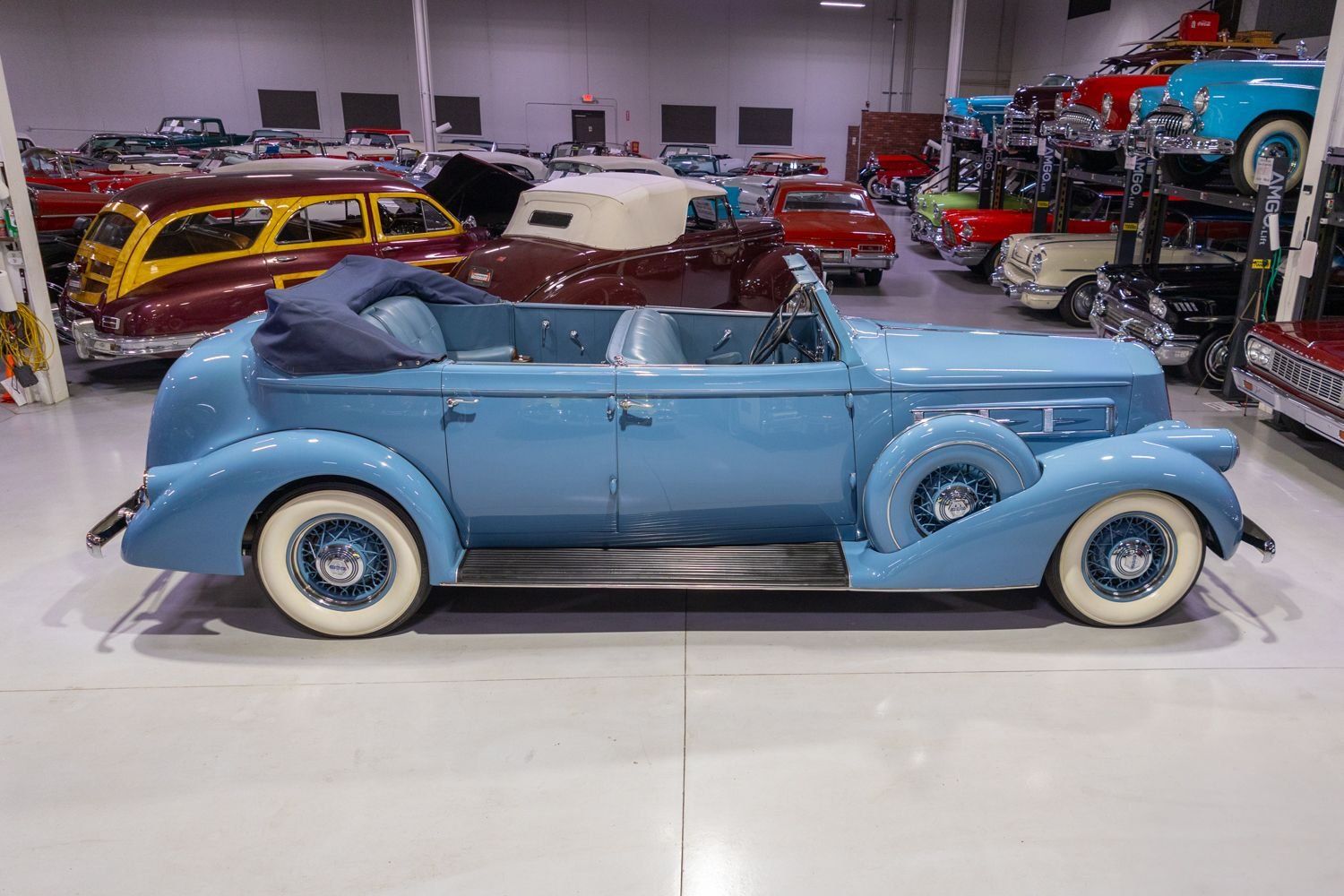 1936 Pierce-Arrow Deluxe 8 Convertible Sedan, foto 11