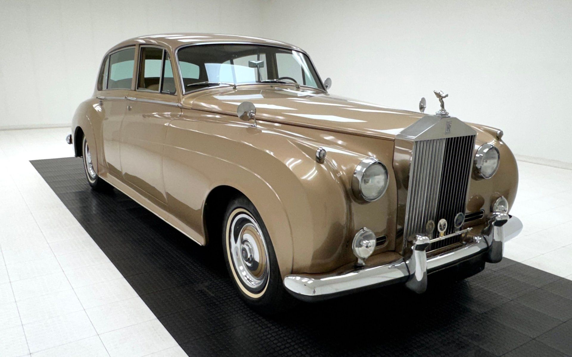 1965 Rolls-Royce Silver Cloud II LWB Saloon, foto 7