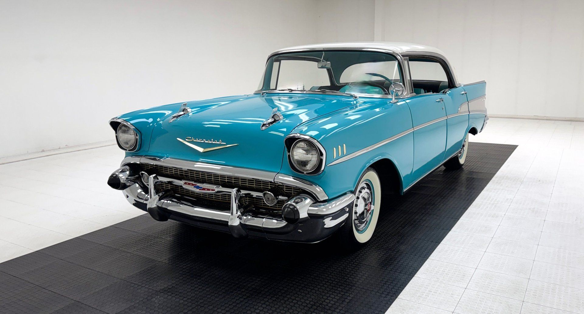 1957 Chevrolet Bel Air 4-Door Hardtop, foto 1