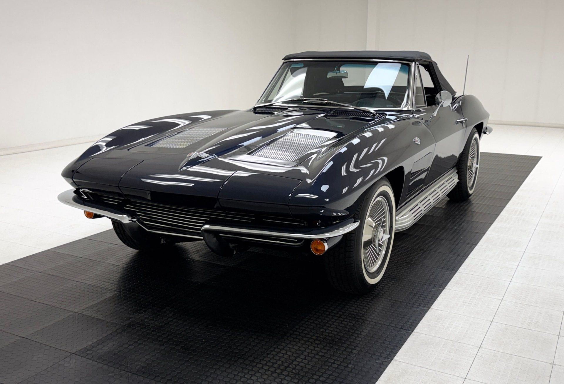 1963 Chevrolet Corvette Convertible, foto 2
