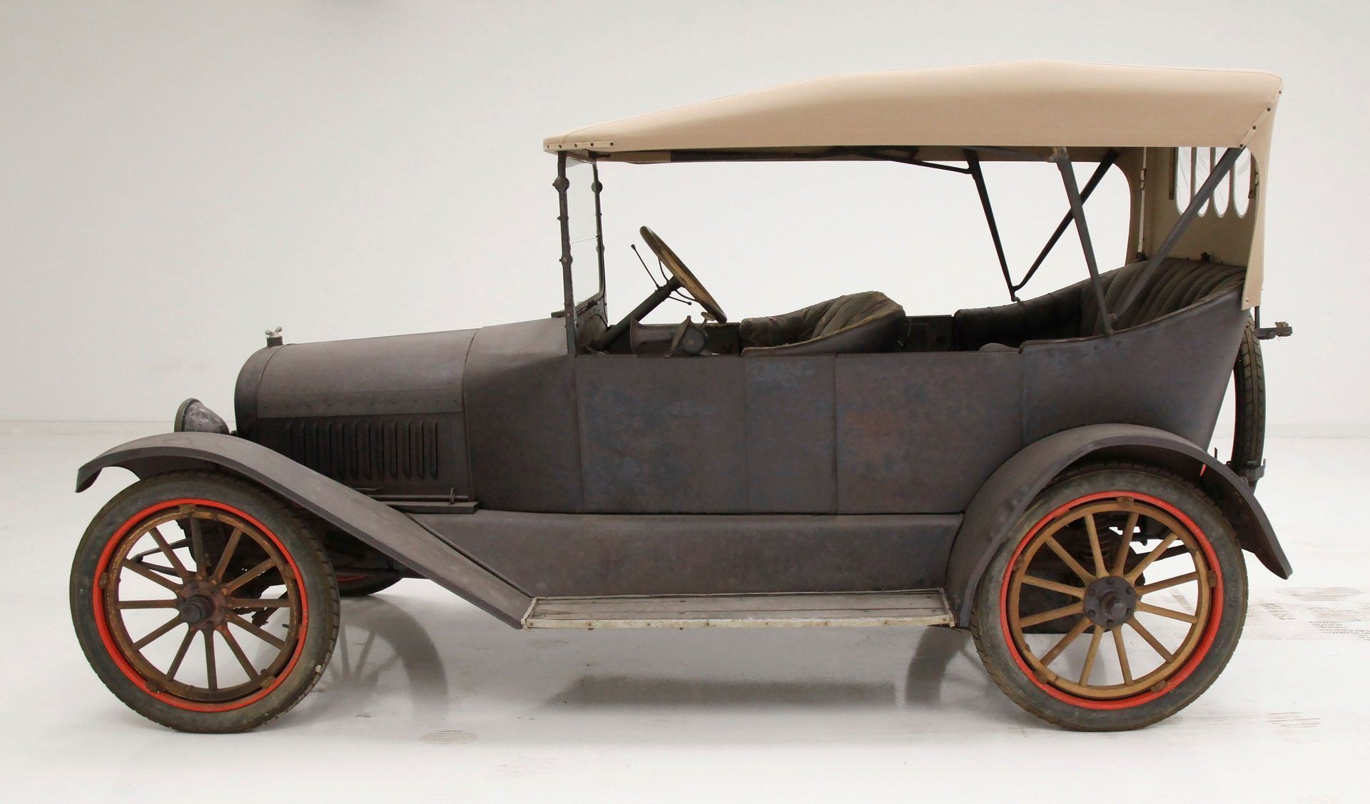 1916 Metz Model 25 Touring, foto 2