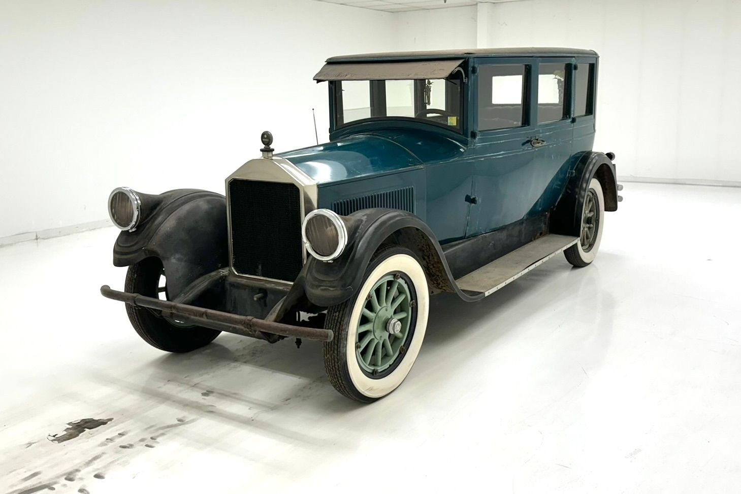 1927 Pierce Arrow Model 80 Sedan, foto 1