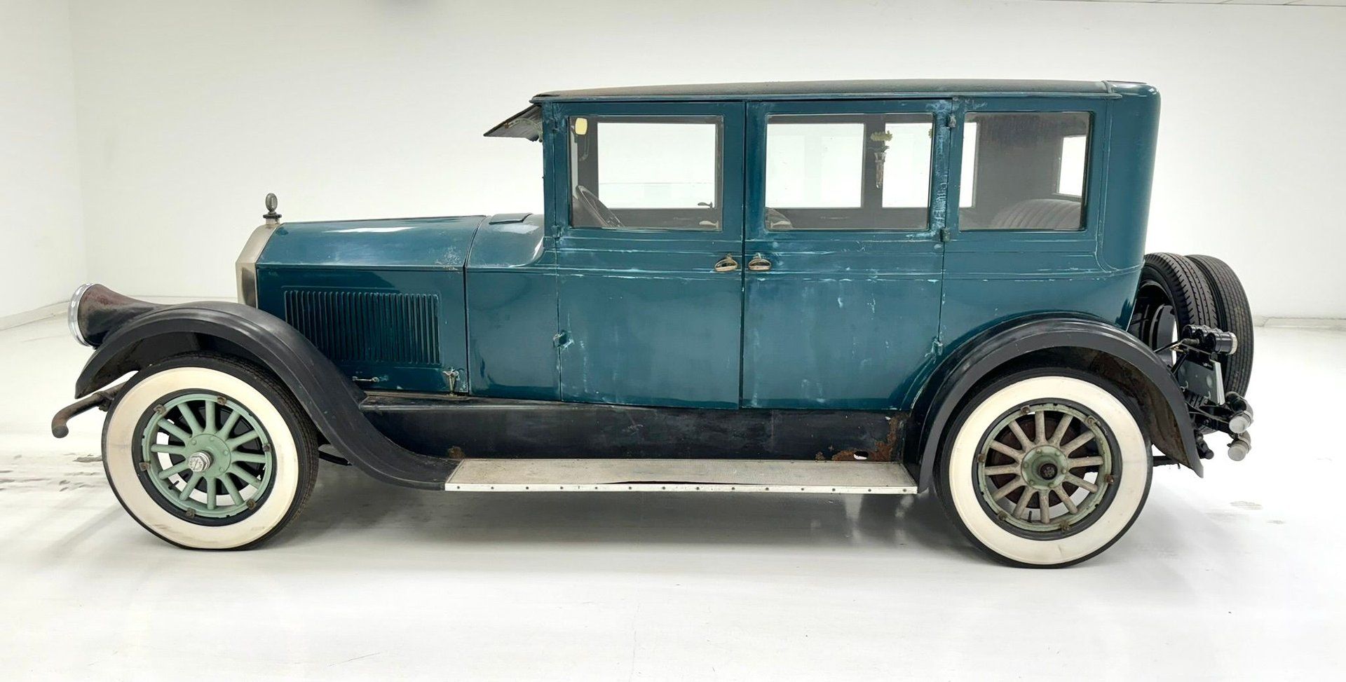 1927 Pierce Arrow Model 80 Sedan, foto 2