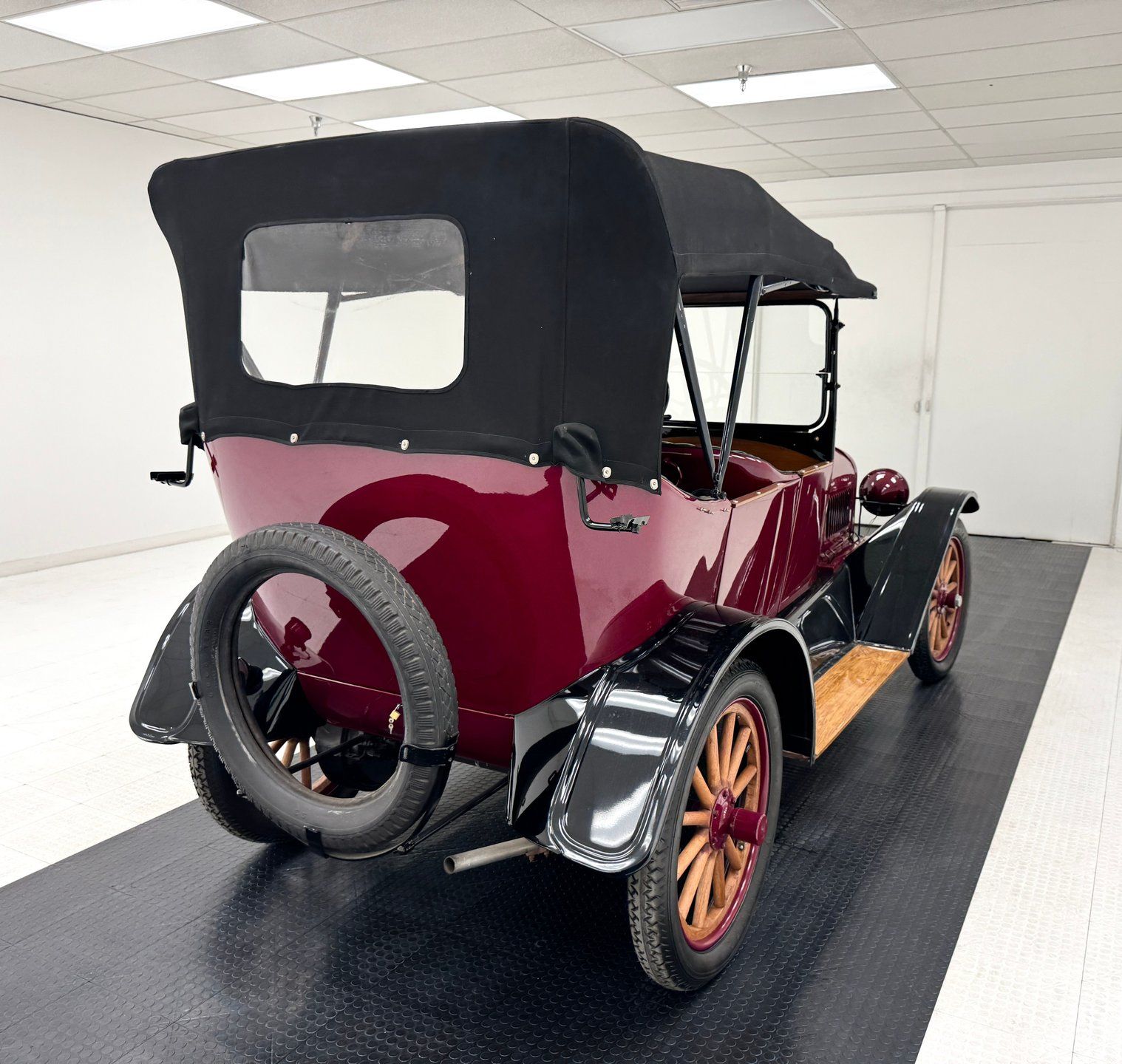 1917 Metz Model 25 Touring, foto 8
