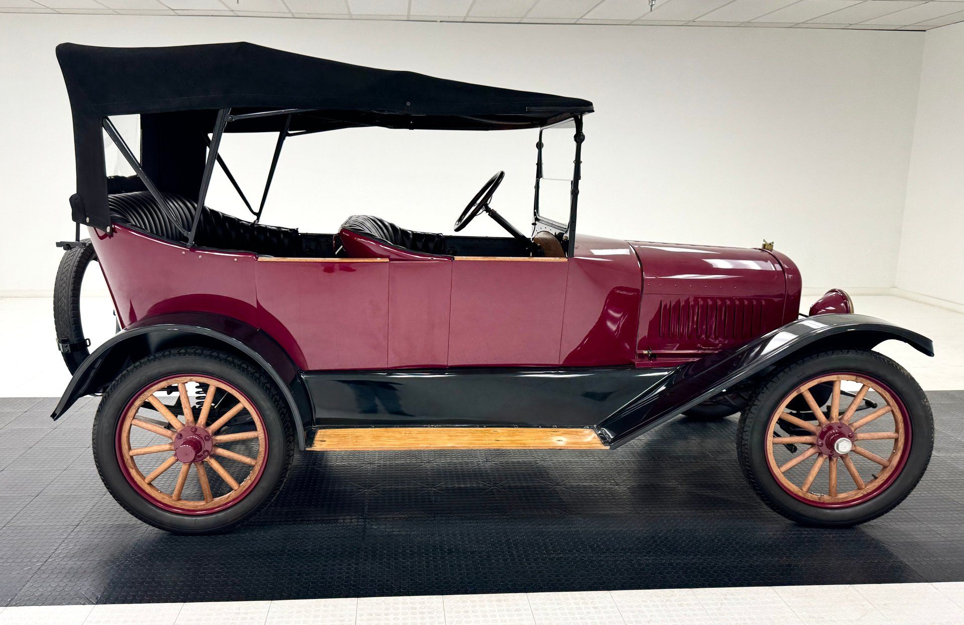 1917 Metz Model 25 Touring, foto 9